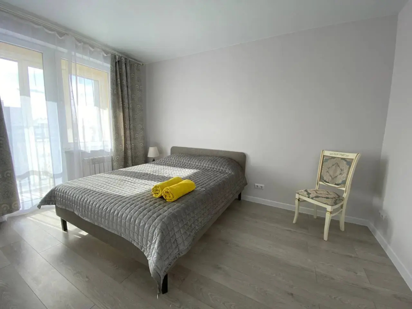 Апартаменты кoмфорт классa в Дoбpoгpaдe