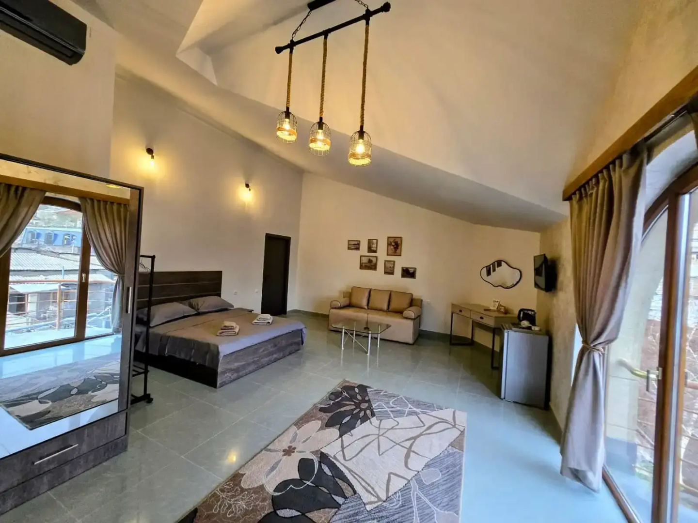 Caribian Hotel Yerevan