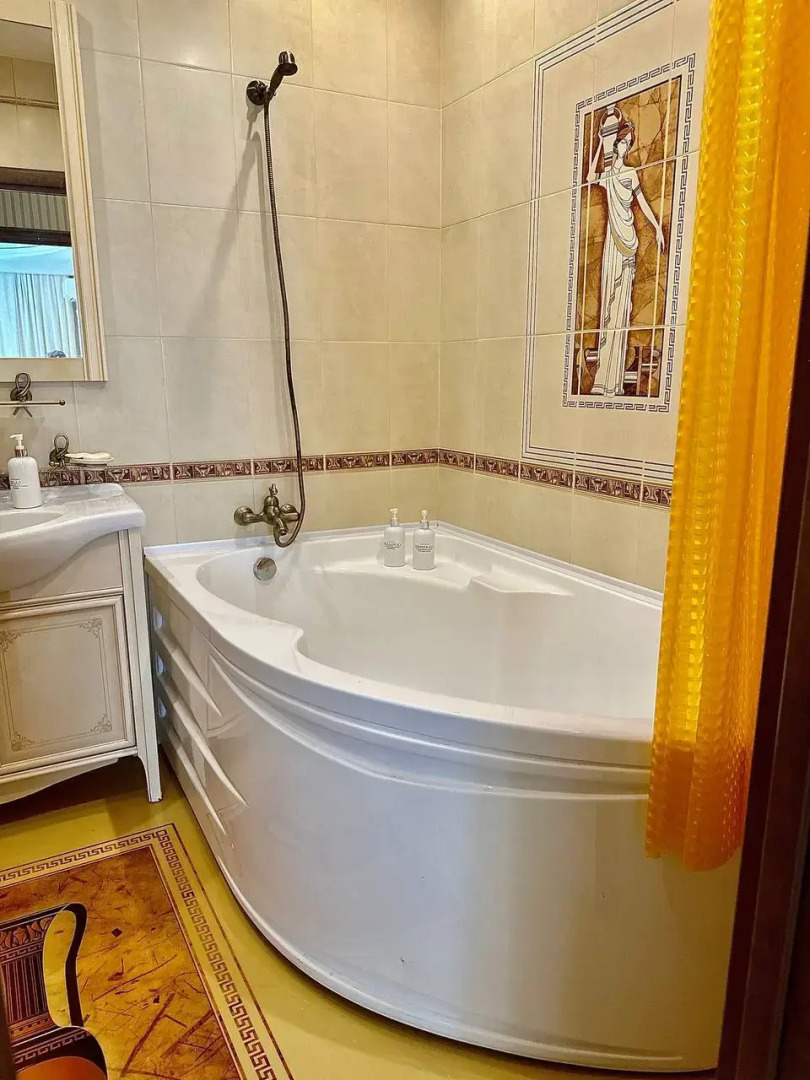 Апартаменты на Раскольникова 83