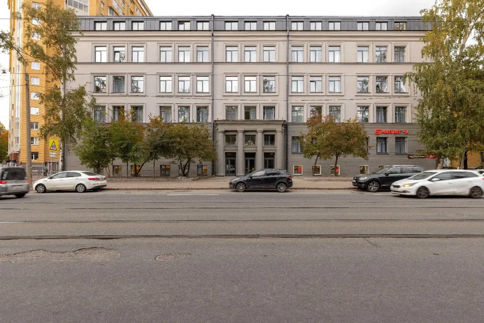 Апартаменты Park Side Cтудия с Диваном