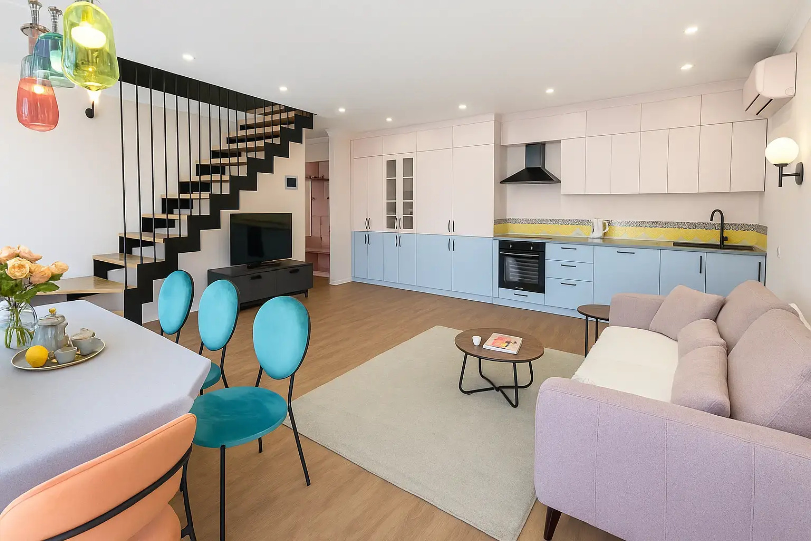 Апартаменты Просторная Двухэтажная