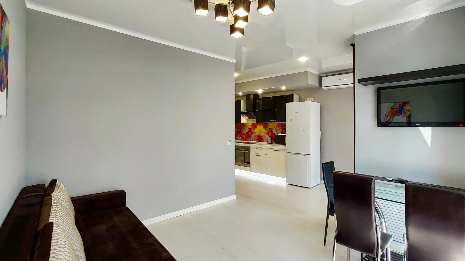 Апартаменты M Apartments, Eldorado