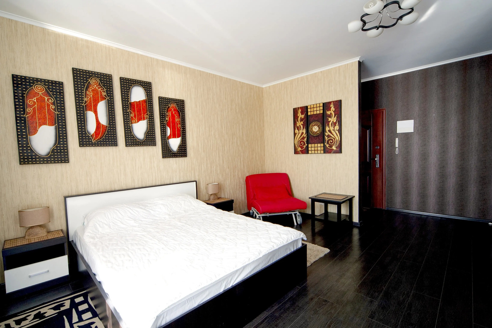 Апартаменты с джакузи напротив ТЦ Планета