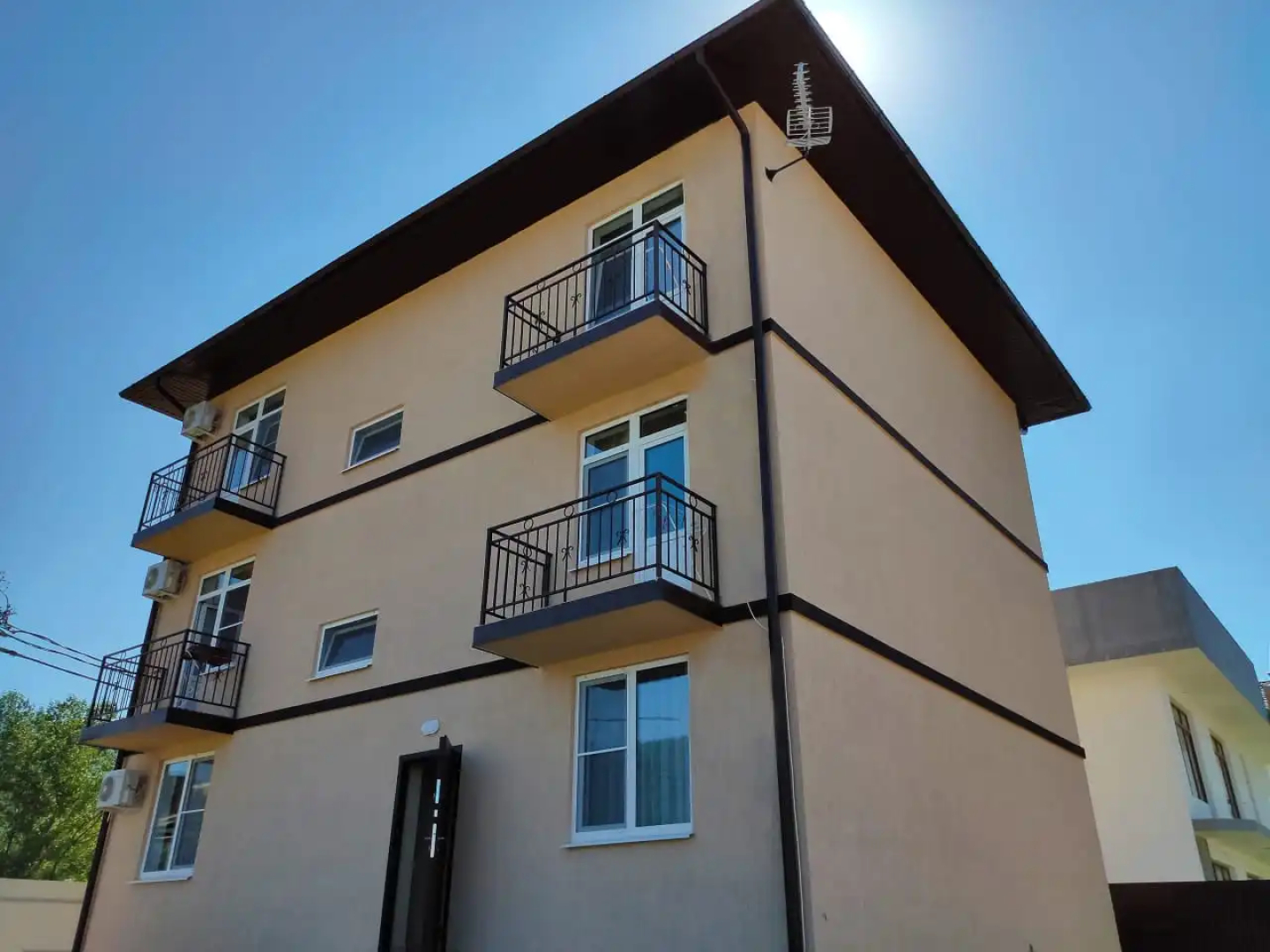 Zhemsi Guest House