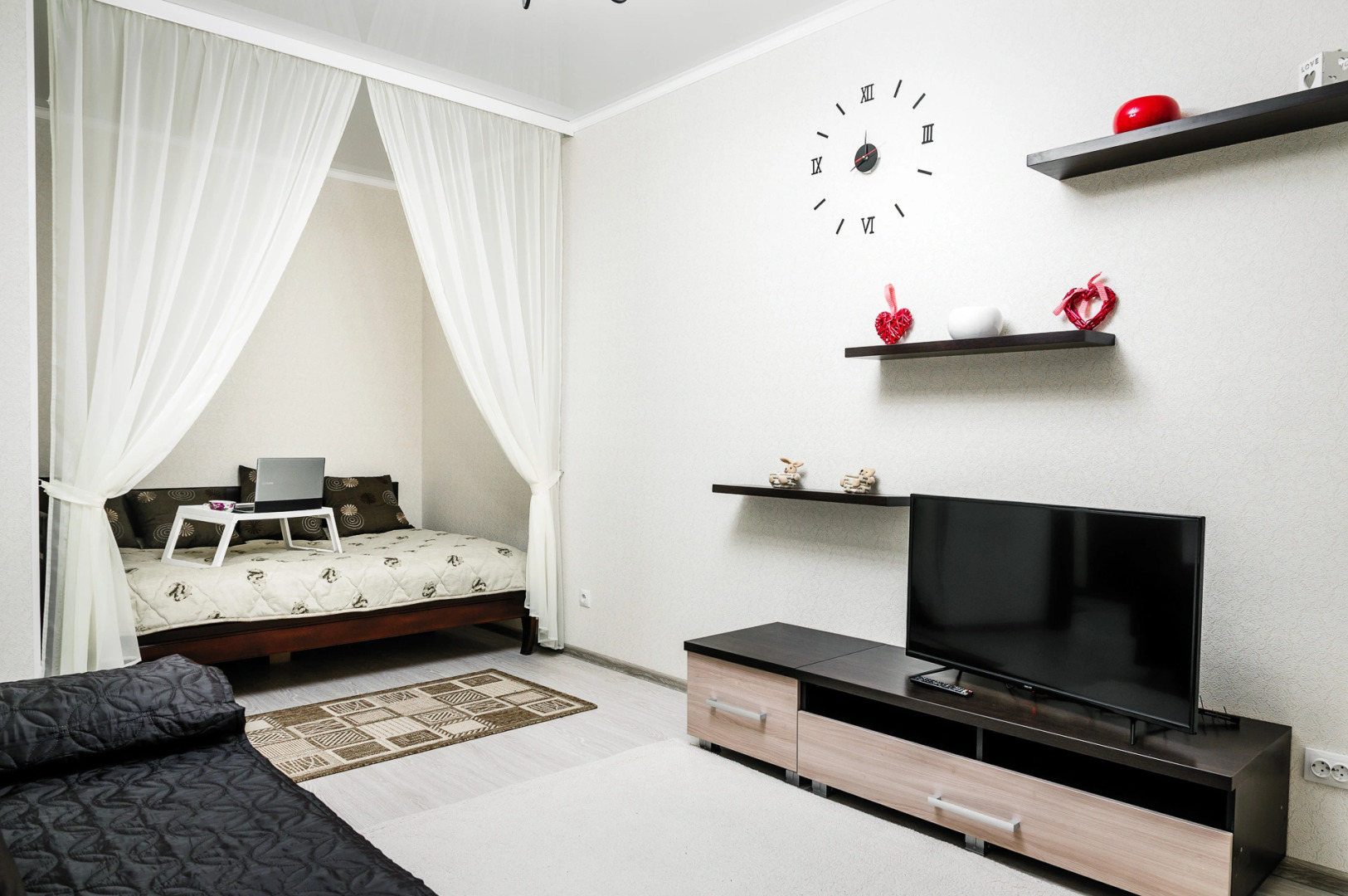 Апартаменты Любимый дом на Антонова 28