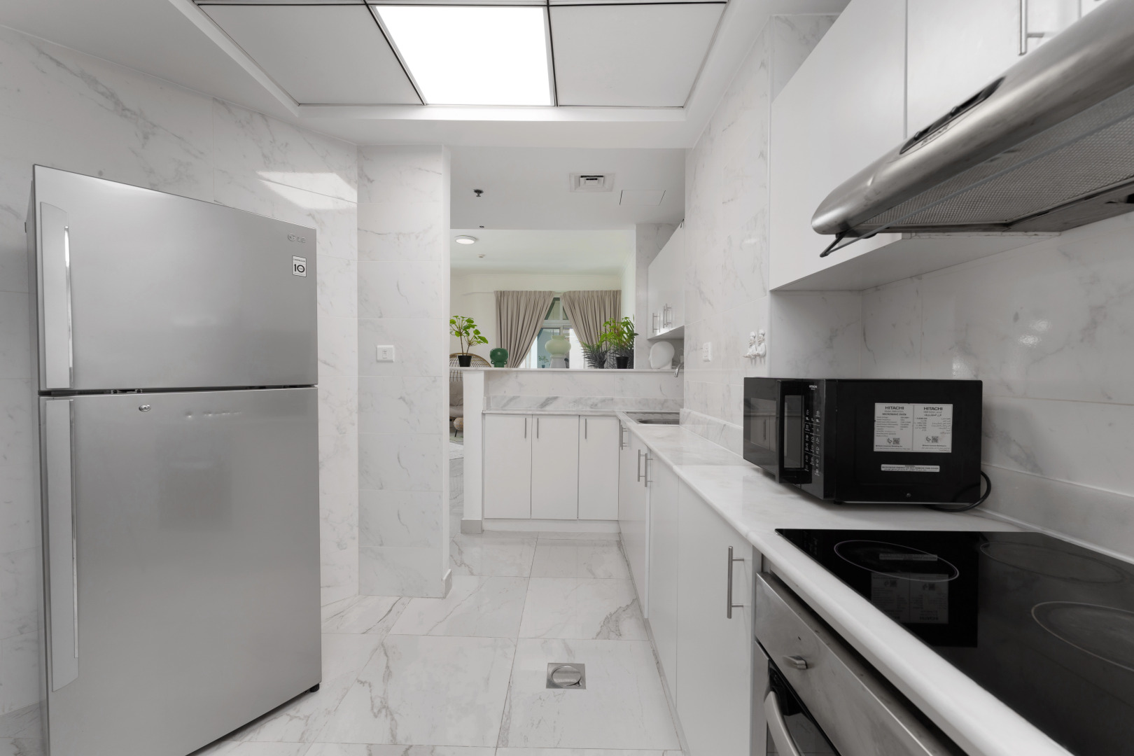 Апартаменты Unique & Stylish High Floor close to Marine Club