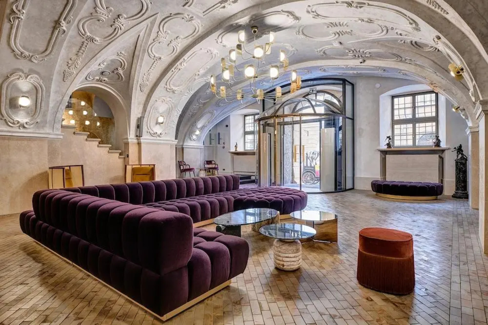 Отель H15 Luxury Palace