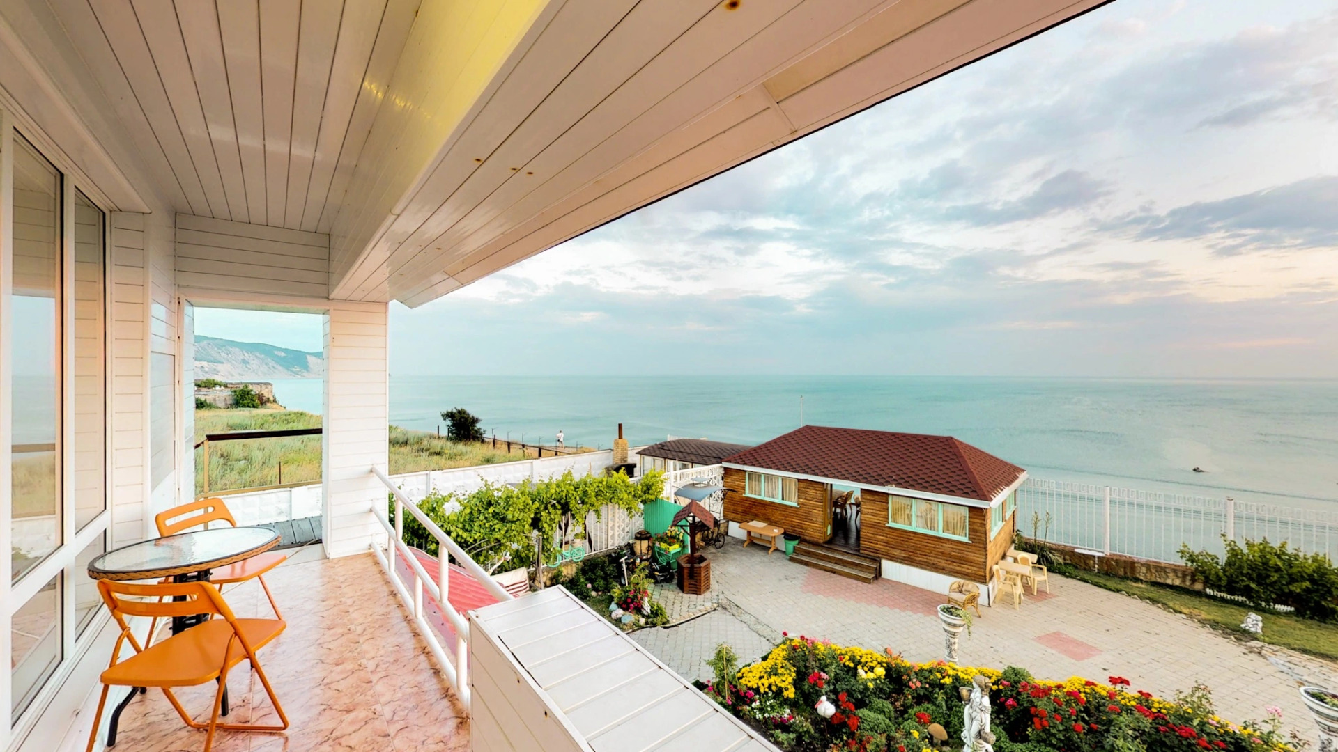 Гостевой дом Крутой берег