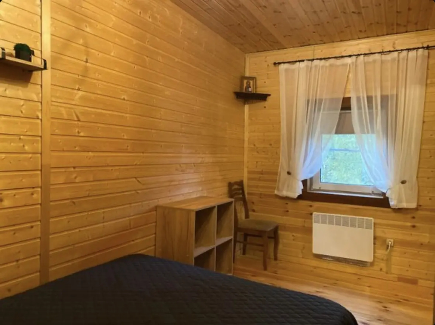 Частный дом у речки для семейного отдыха