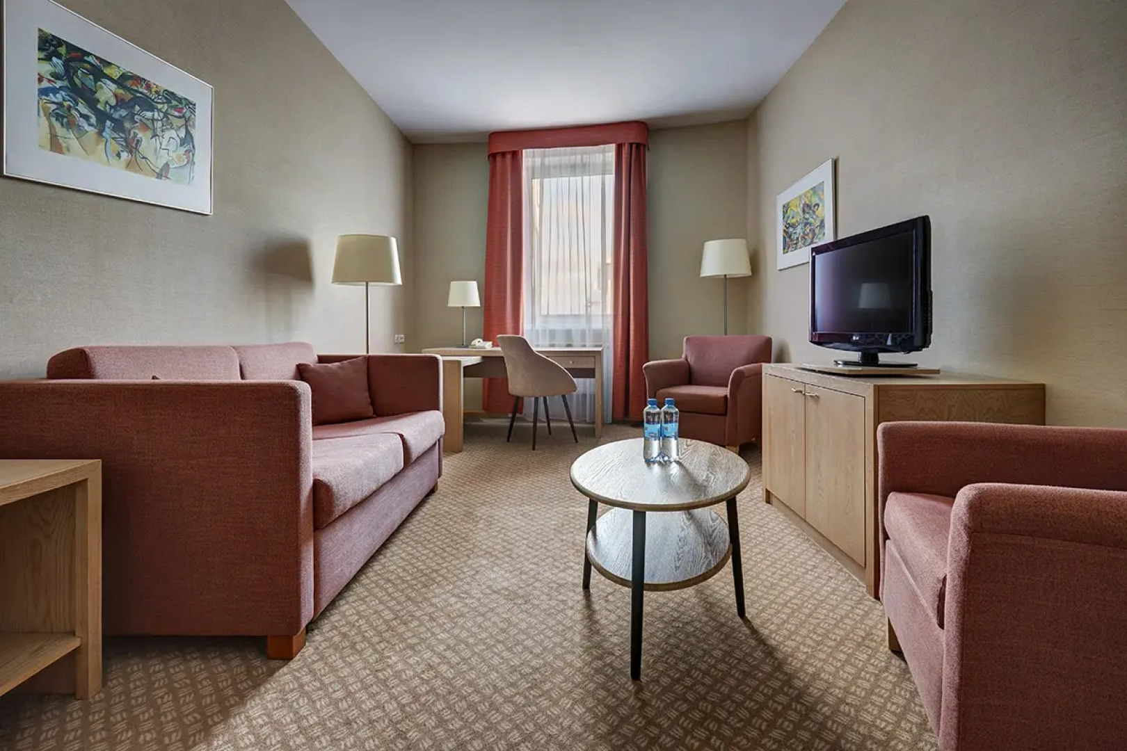 Отель Лесная Сафмар (бывший Холидей Инн Москва Лесная)