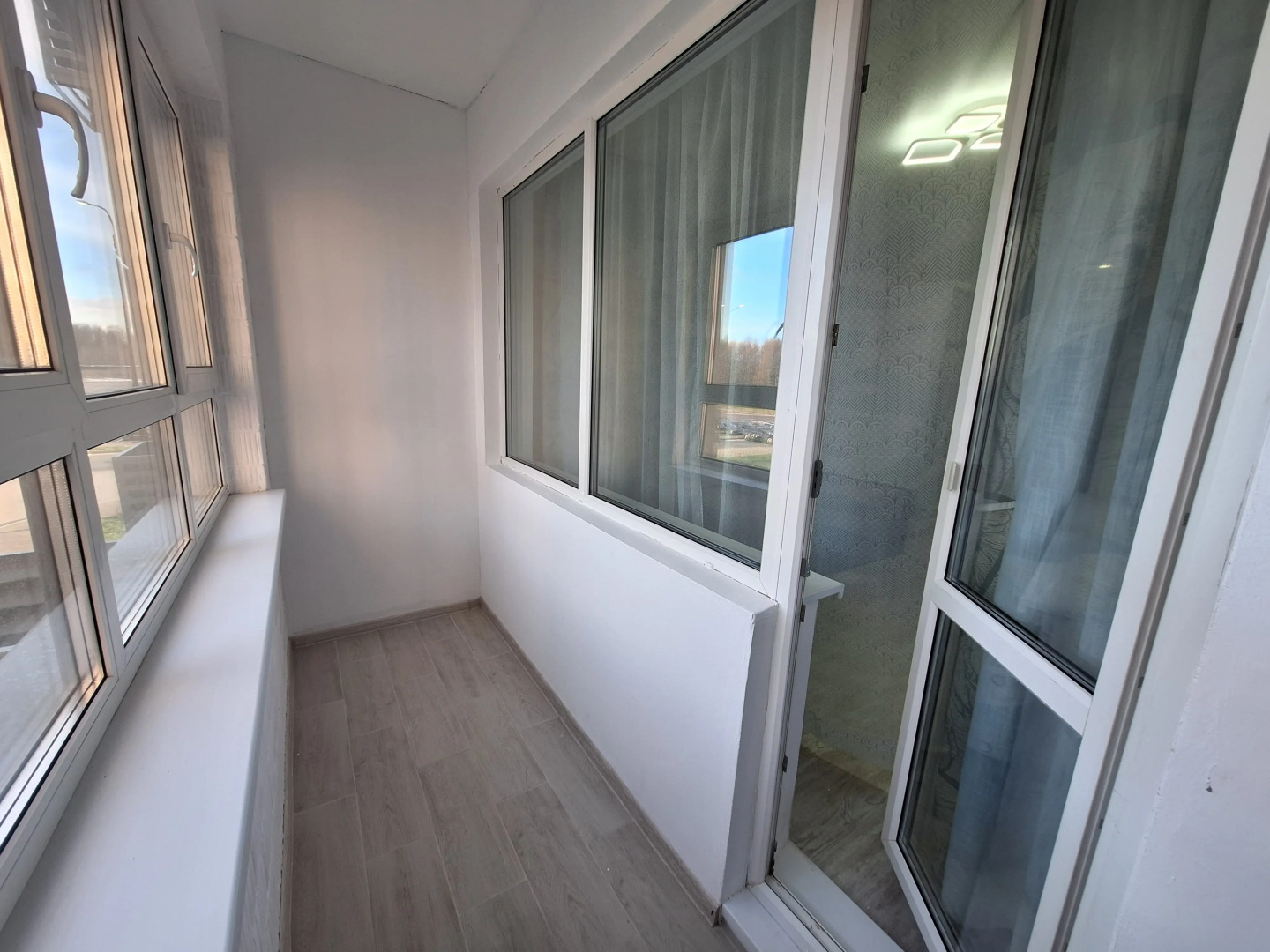 Квартира новая студия с новым ремонтом