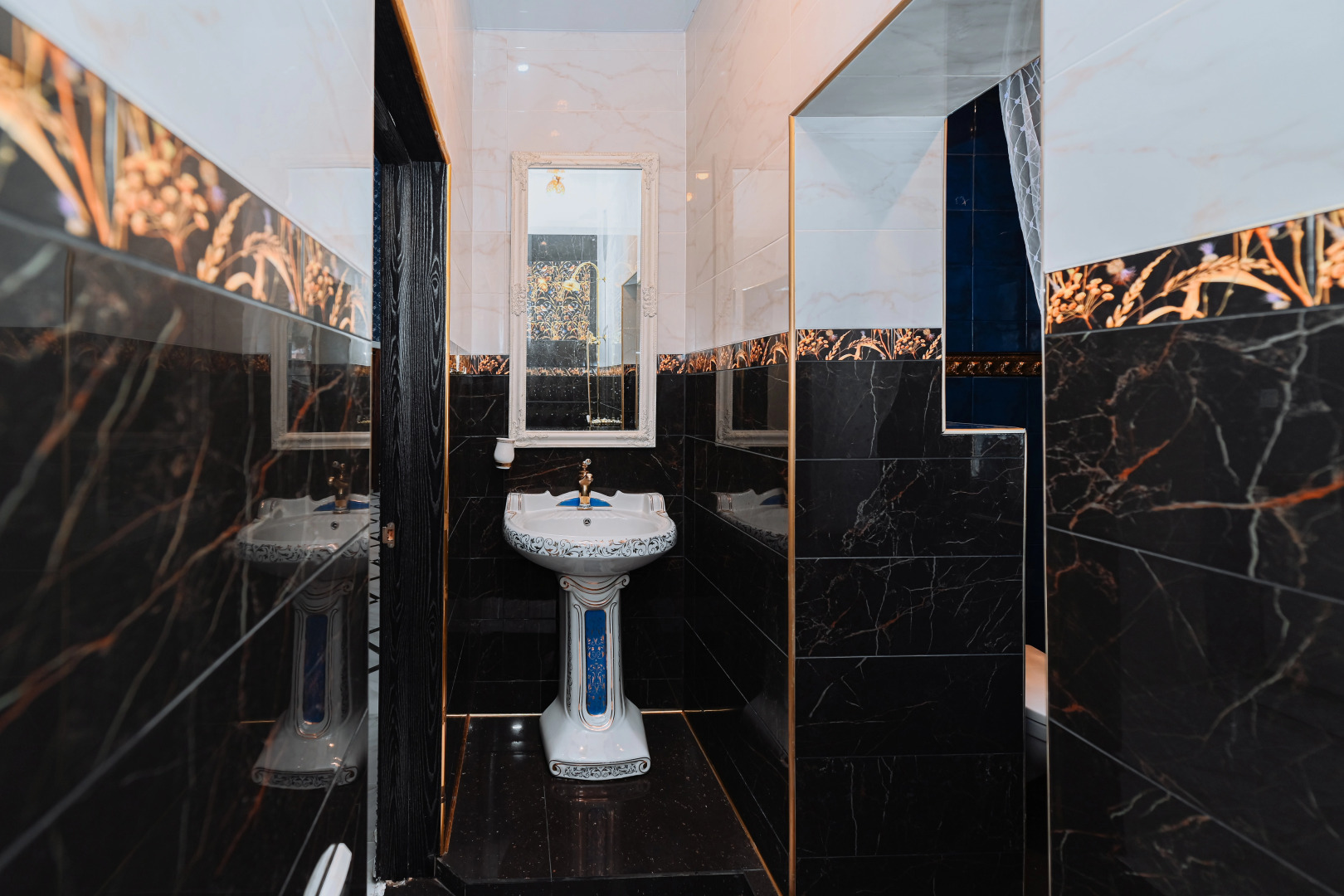 Гостевой Дом Замок в Лесу Пушкинские Горы