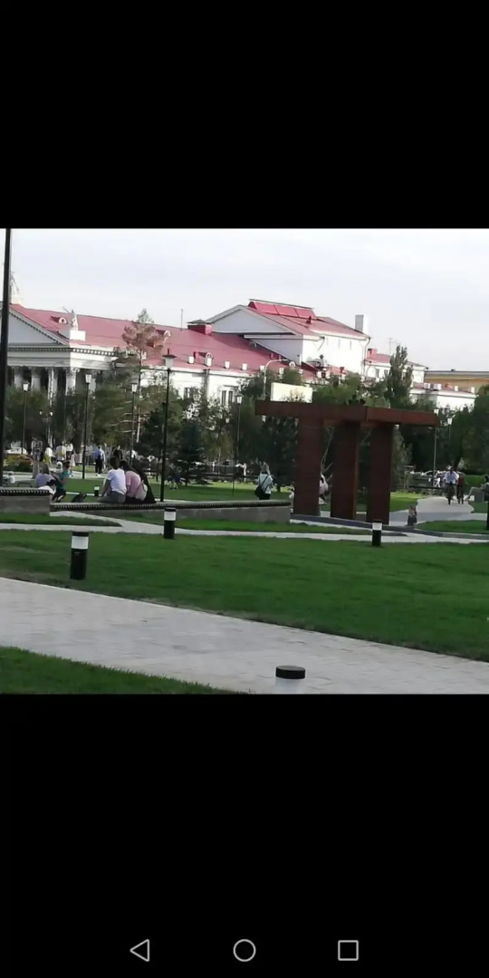 Апартаменты Двухкомнатная Квартира с Прекрасным Видом в Центре Города