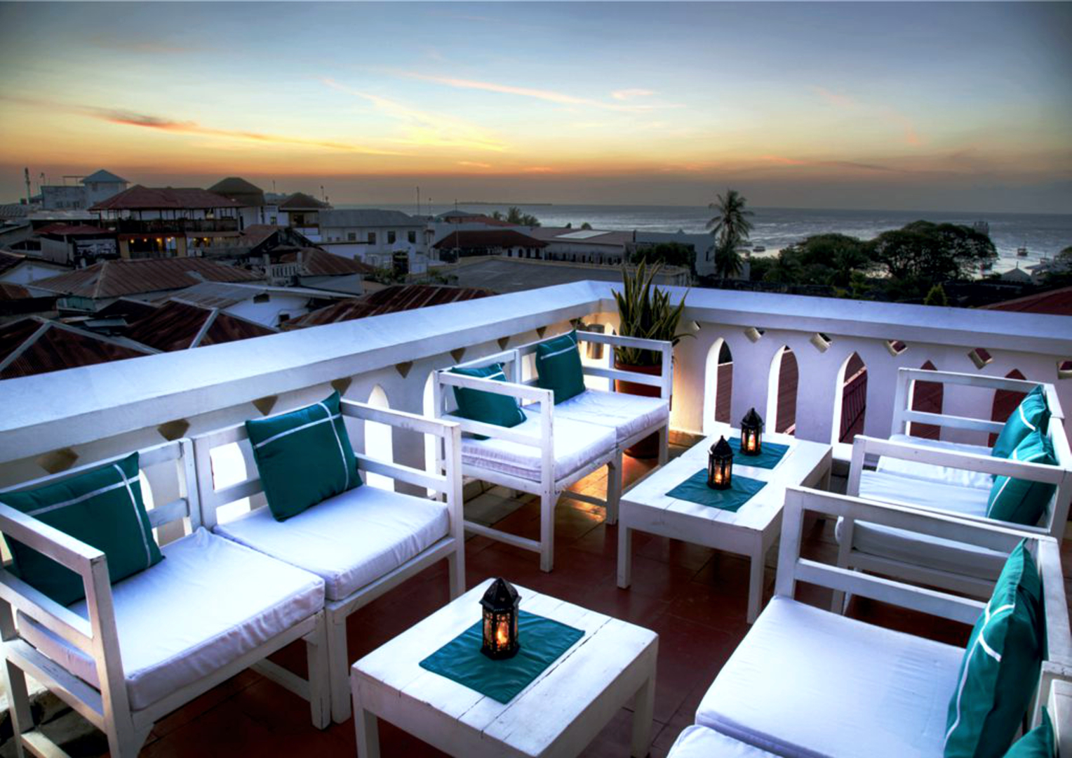 Отель Maru Maru