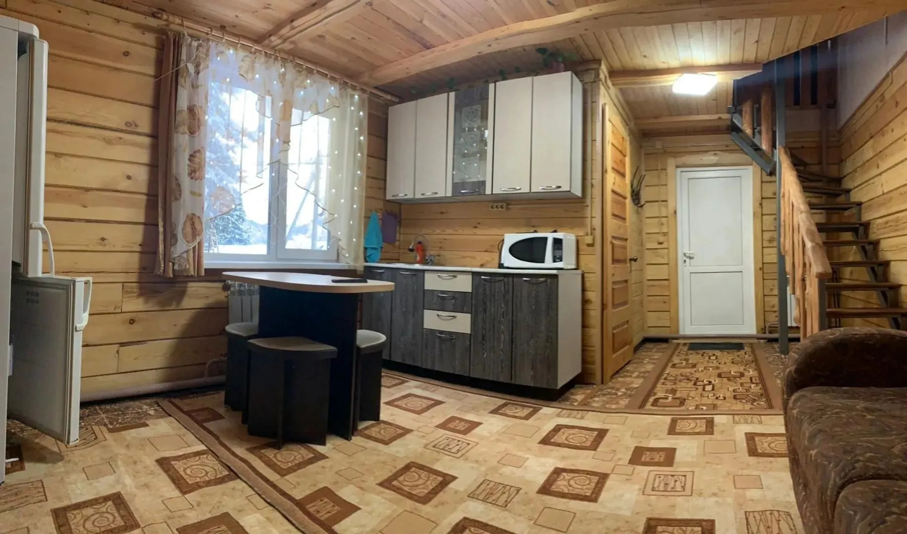 Частный Дом Усадьба Алтай Вальяж Дом Семейный