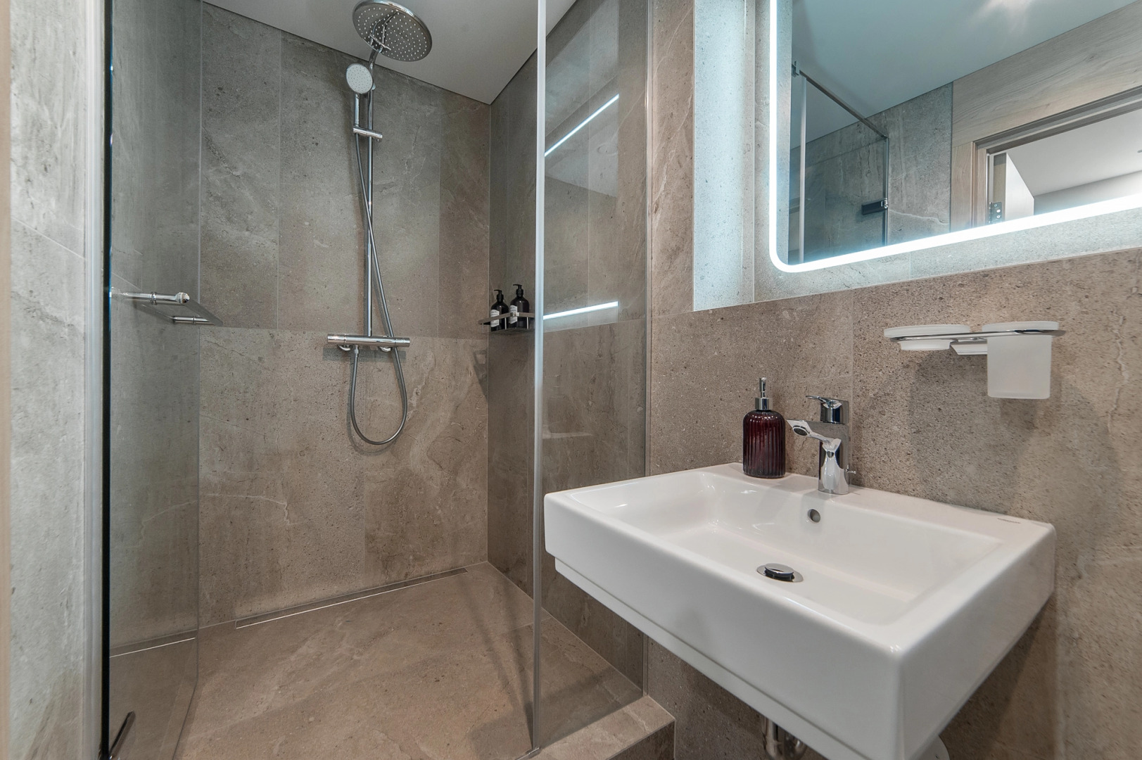 Апартаменты у метро Бухарестская