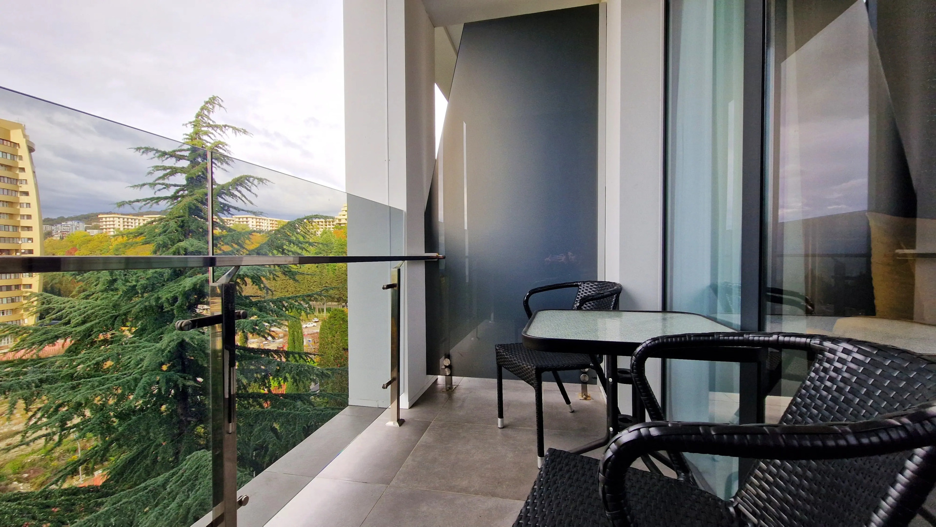 Апартаменты в отеле с всесезонным бассейном