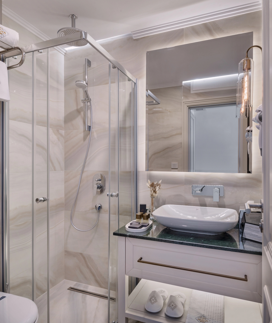 Отель Delita City