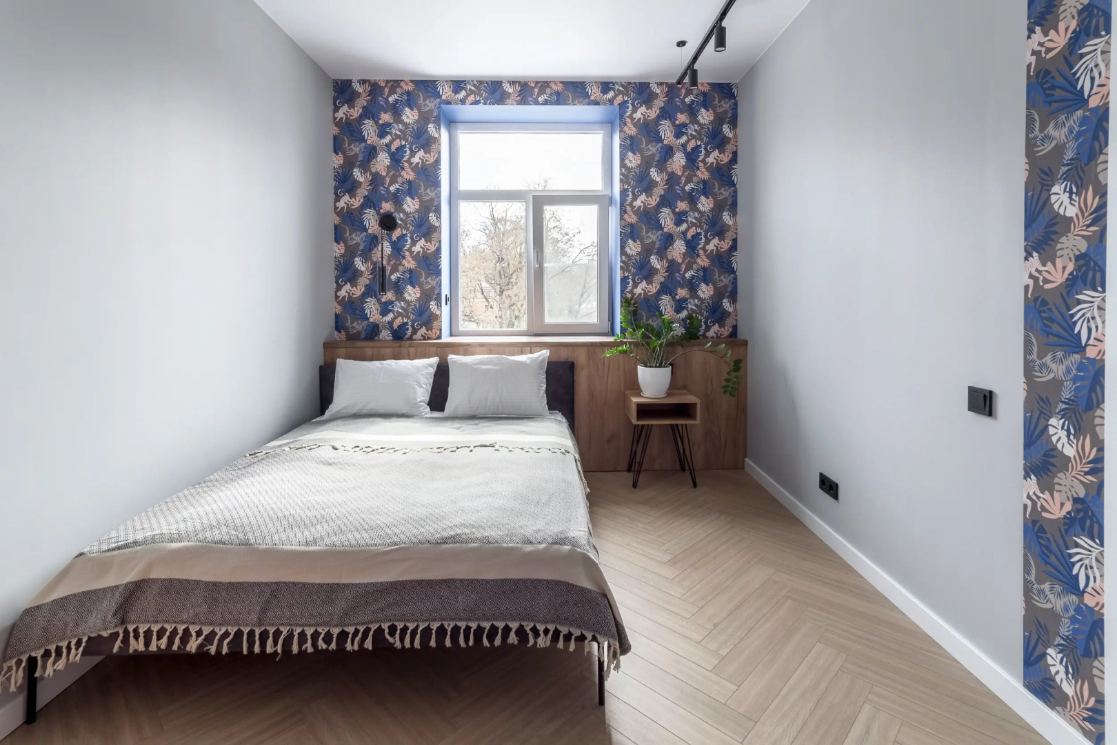 Квартира Lovely Apartment with the View on the Park and the Church