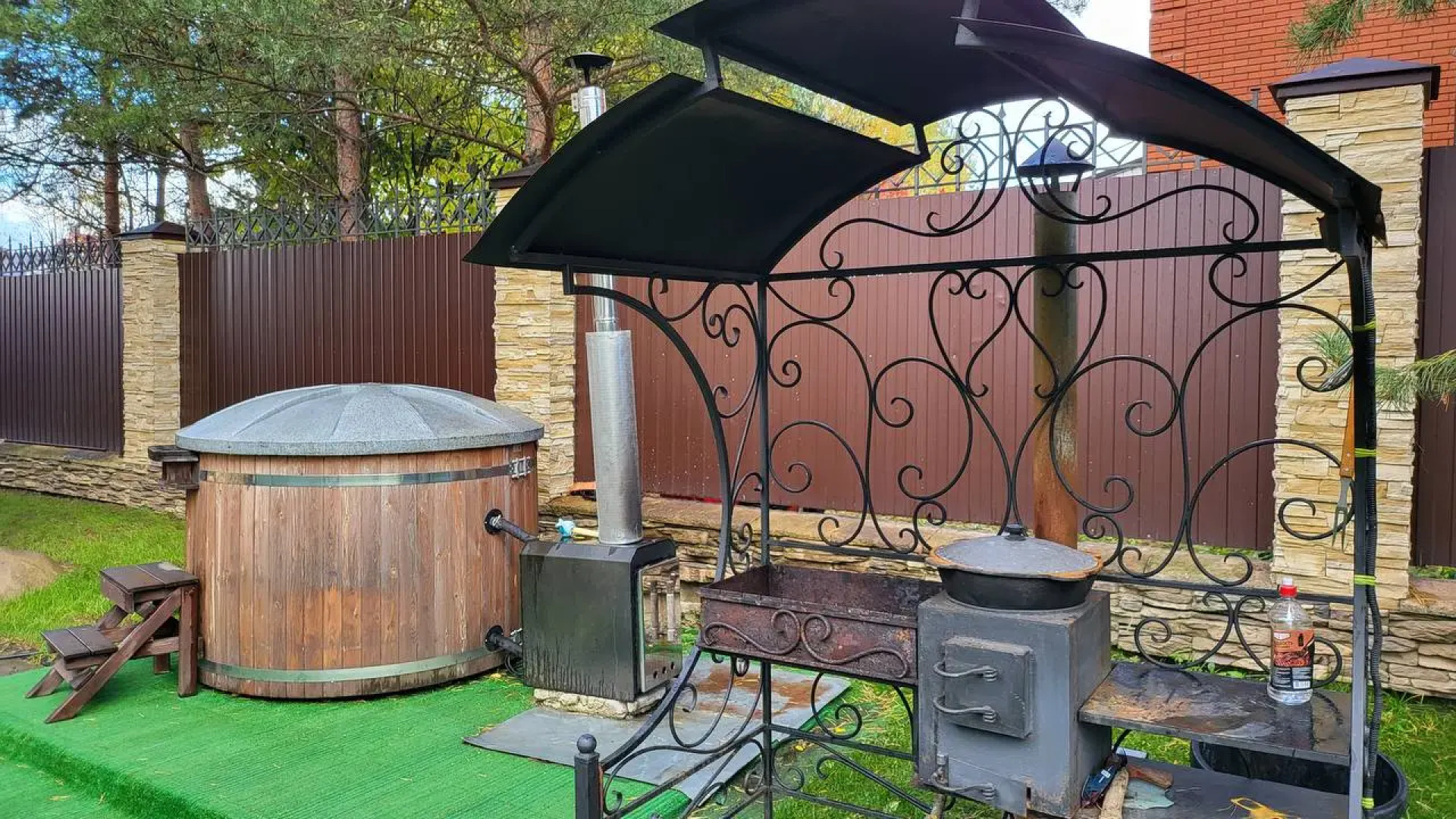 Гостевой Дом с Бочкой Фурако