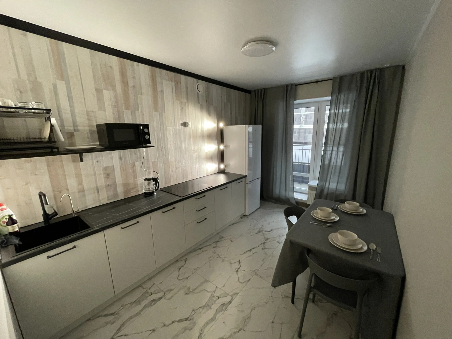 Квартира Papakarla Home