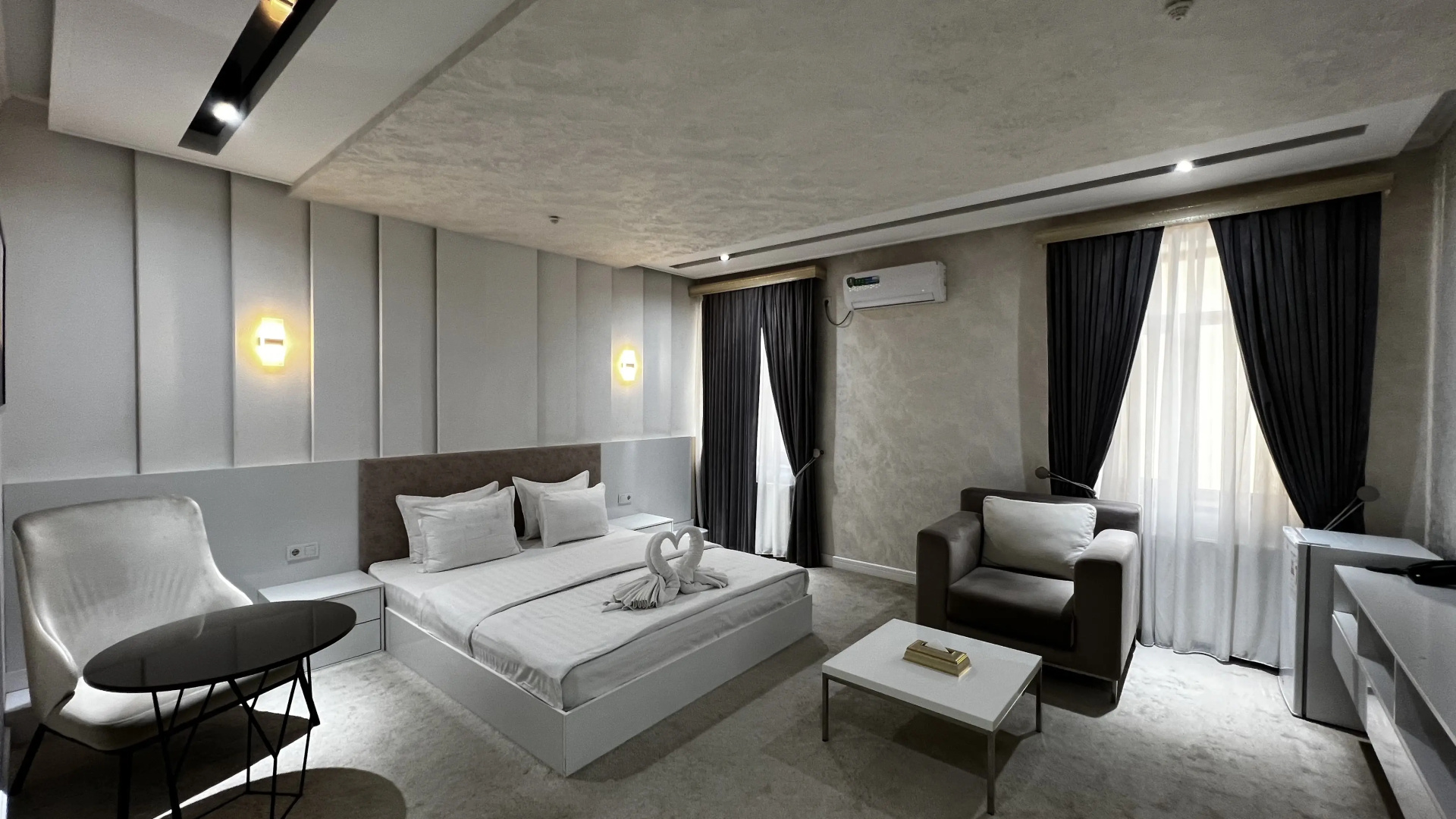 Ohu Palace Hotel & Restaurant