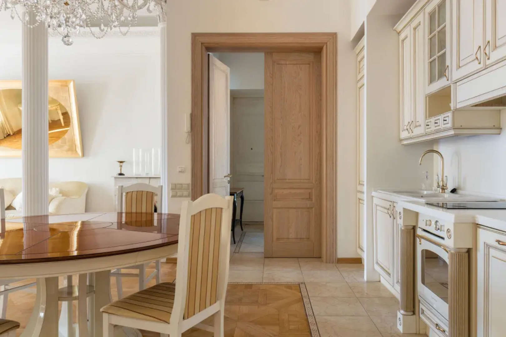 Апартаменты a.m. Rooms Neva Jacuzzi (Angliyskaya Naberezhnaya)