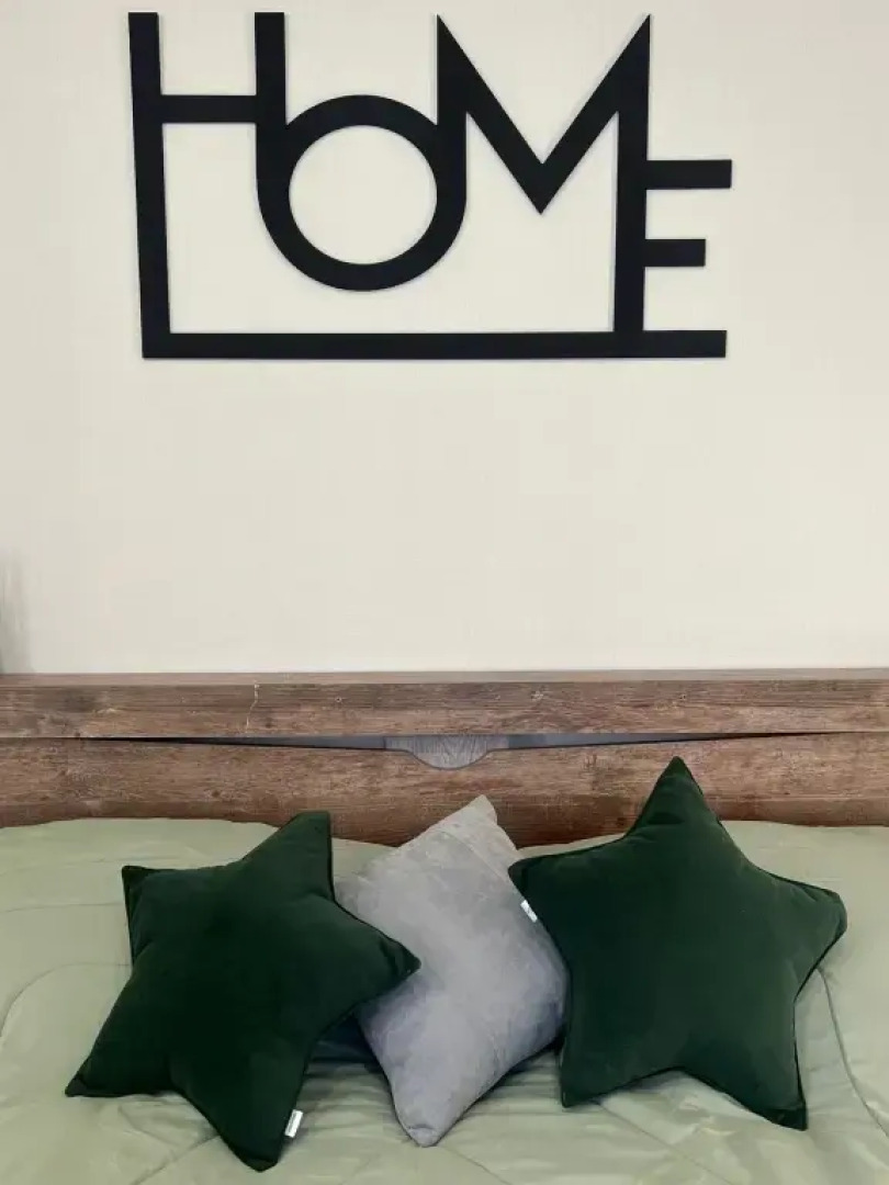 Апартаменты 5 красно-зеленые