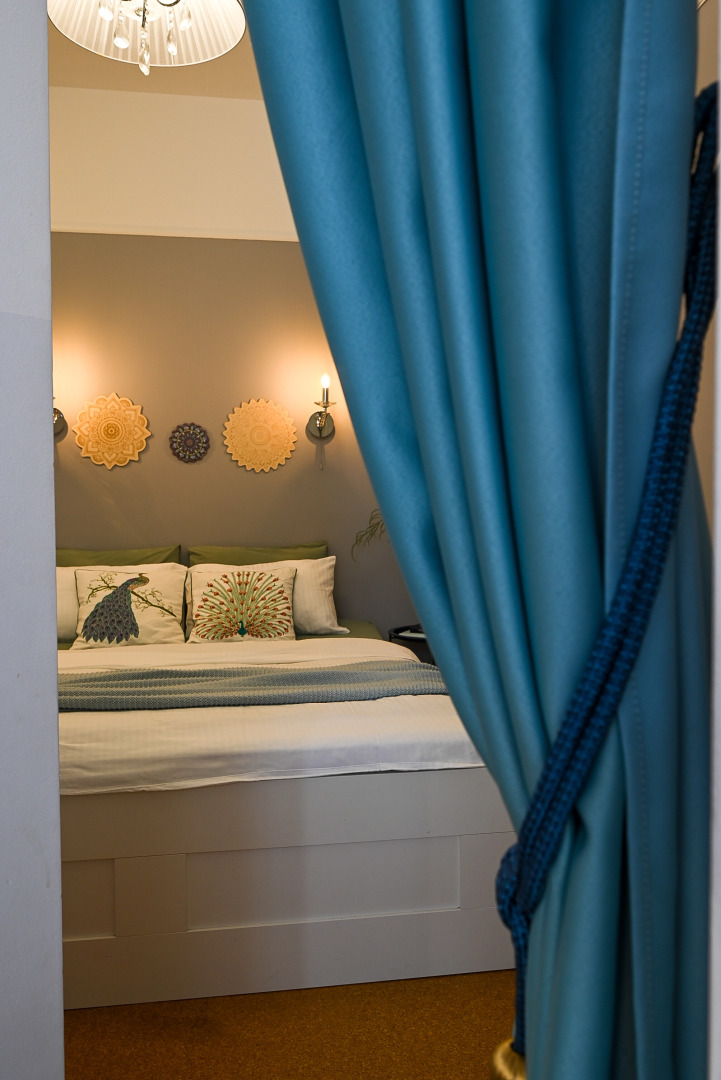 Апартаменты трехкоменатные Happy Orient возле Аквапарка и Татнефть Арена