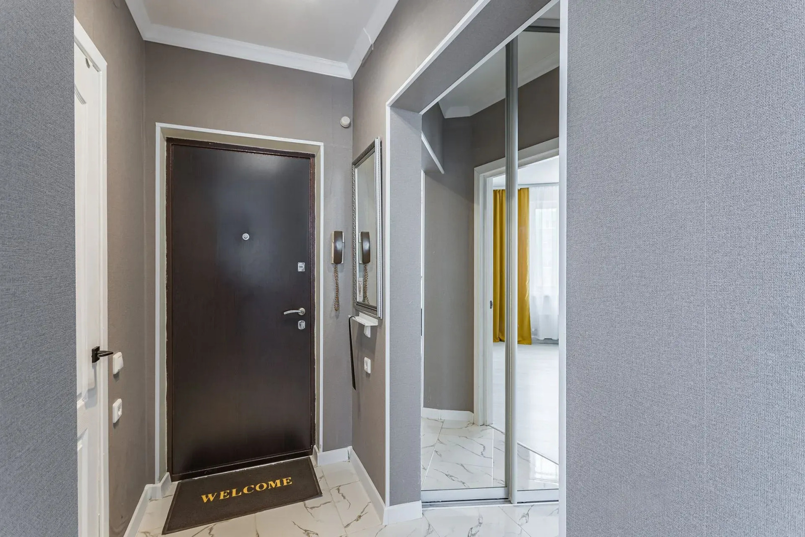 Апартаменты однокомнатные на ул.Бурнаковской 81, м.Сова-Дом