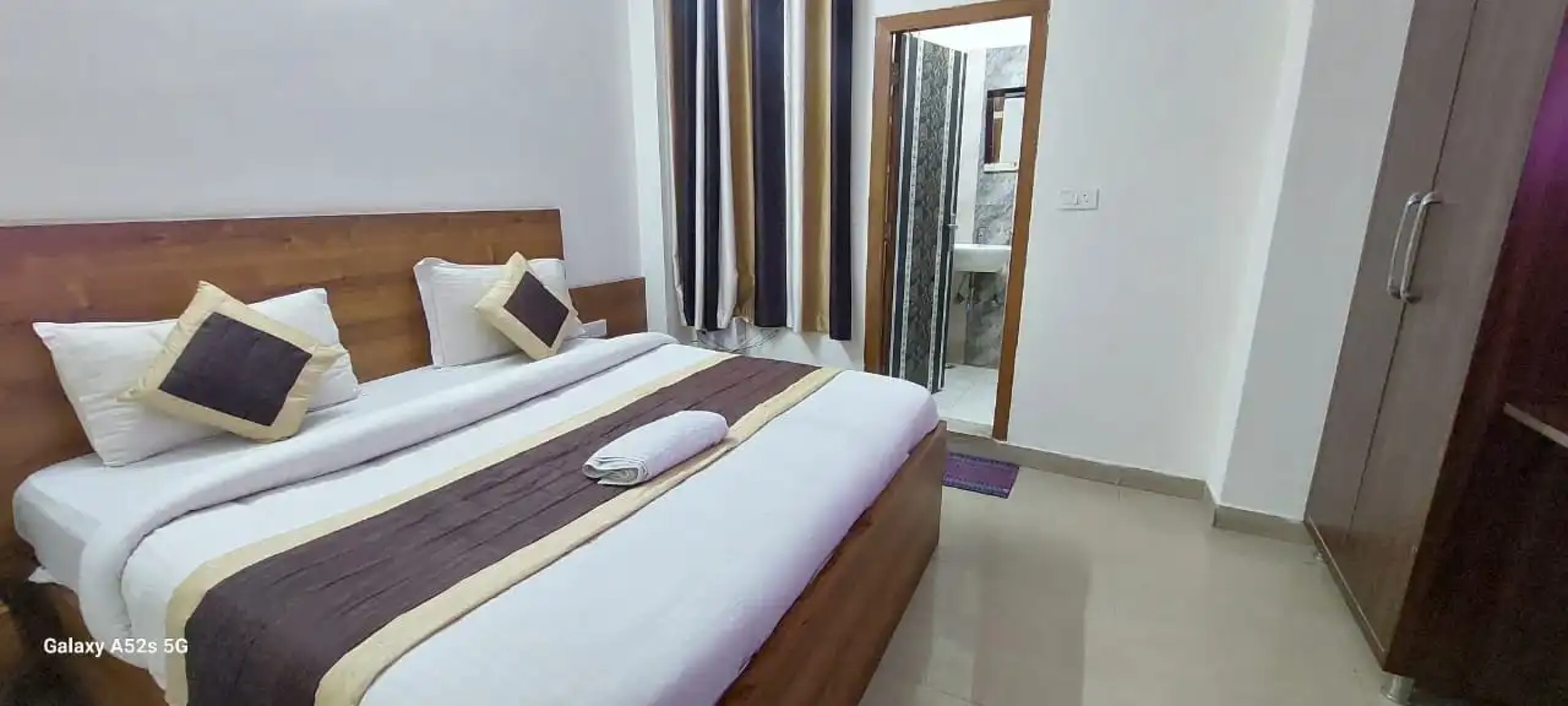 Отель Meghna Residency