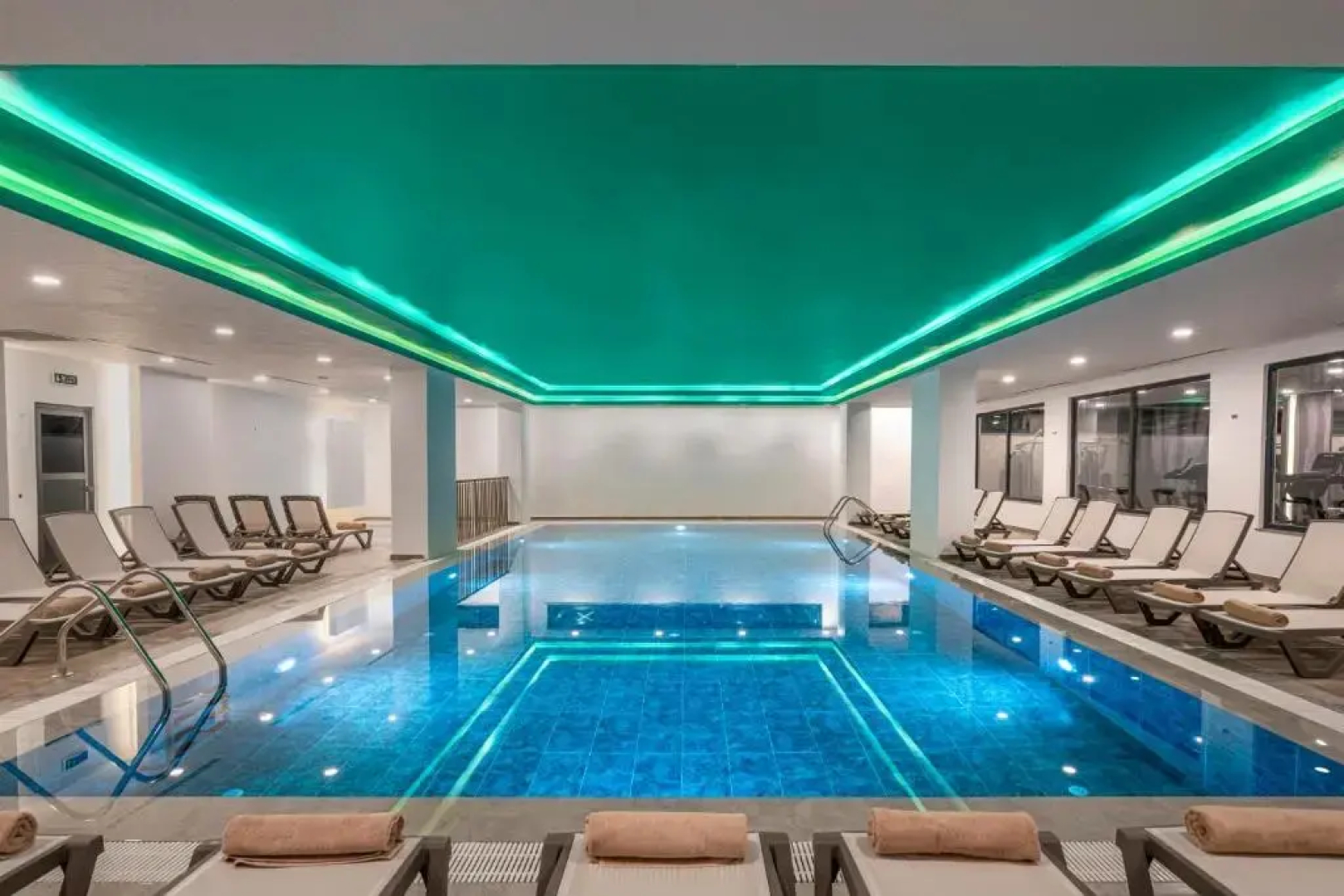 Отель Vox Maris Resort