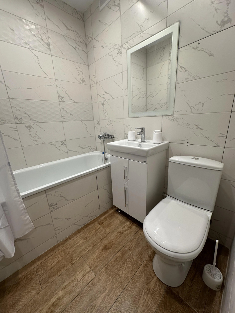 Квартира Двухкомнатная на Свободы 59