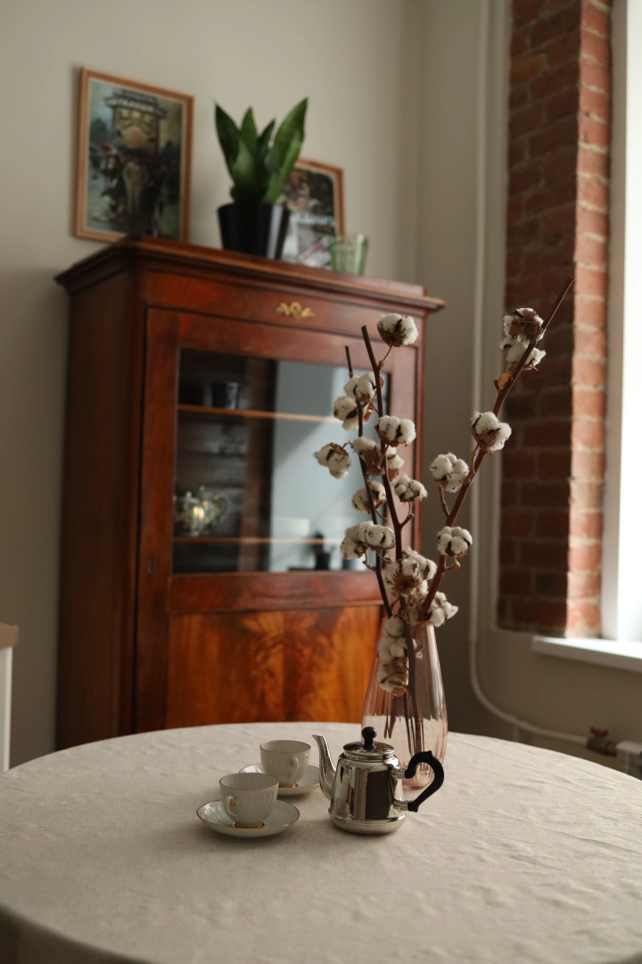 Апартаменты With XIX Century furniture