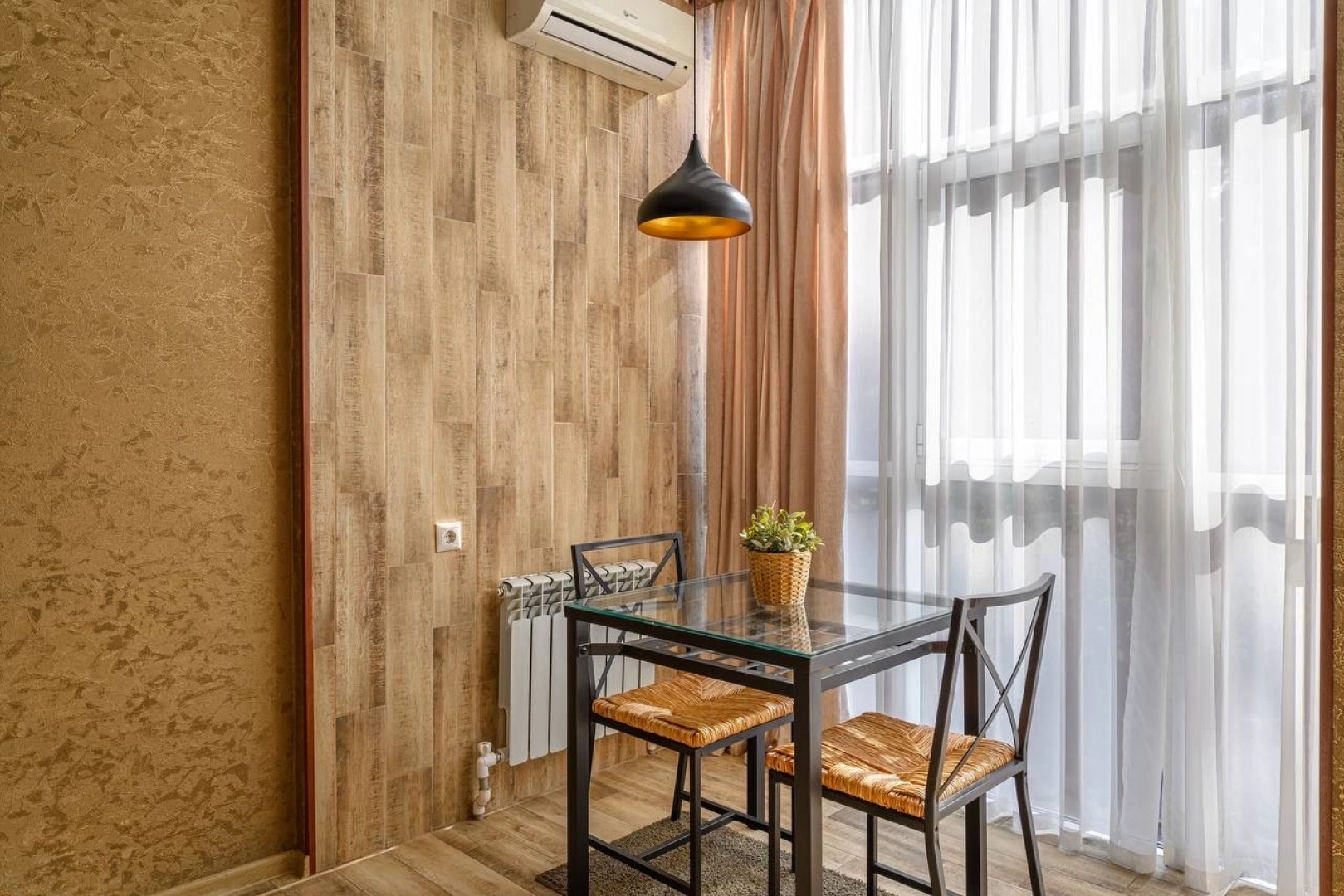 Апартаменты Место под солнцем 1