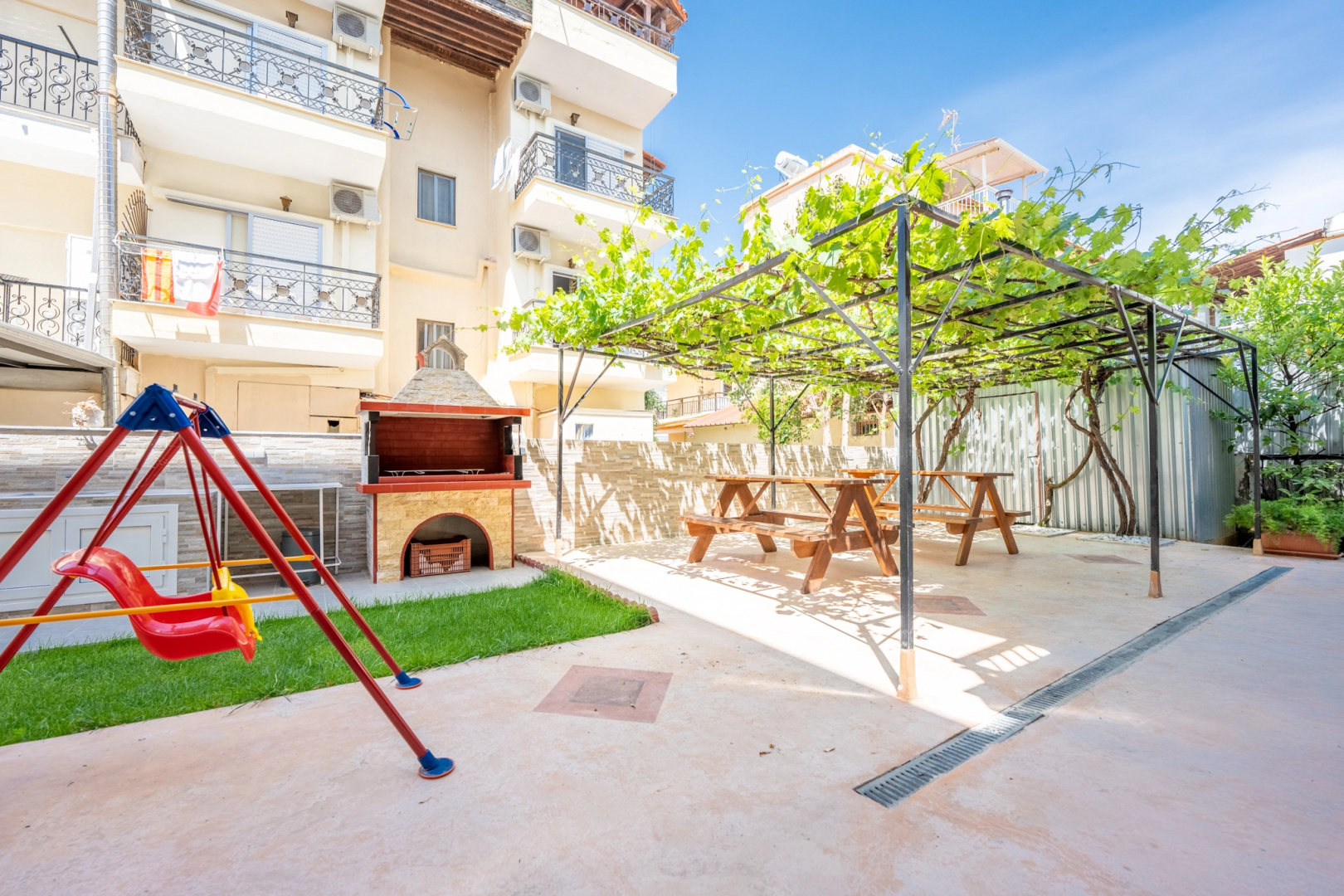 Апарт-Отель Milonas House Apartments