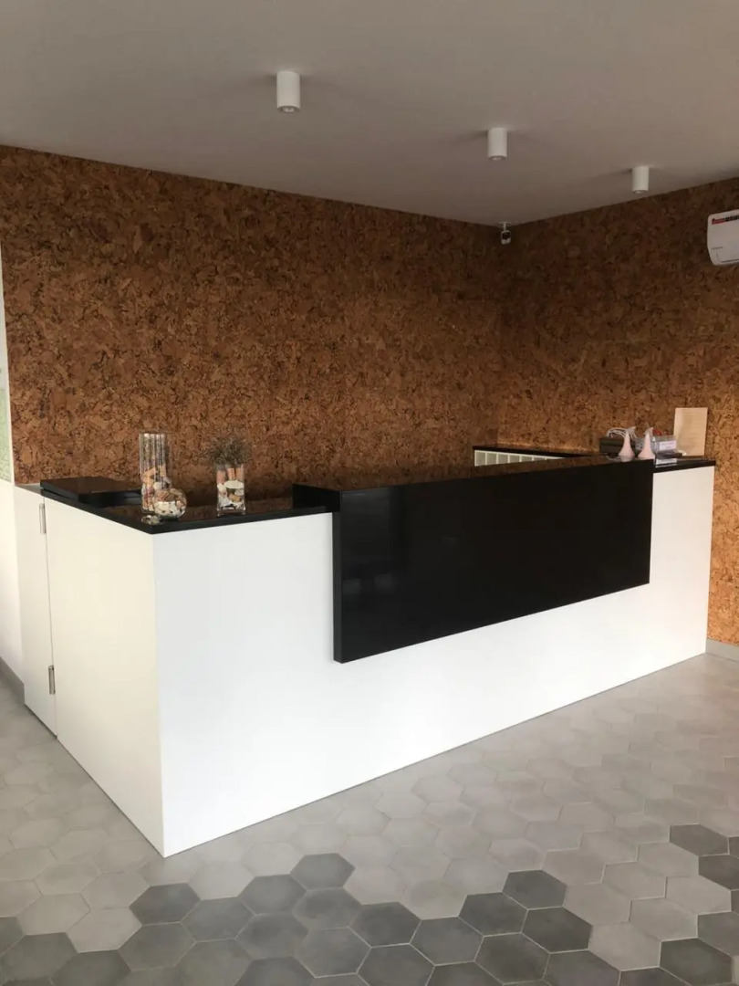 Отель "Порт Запад"