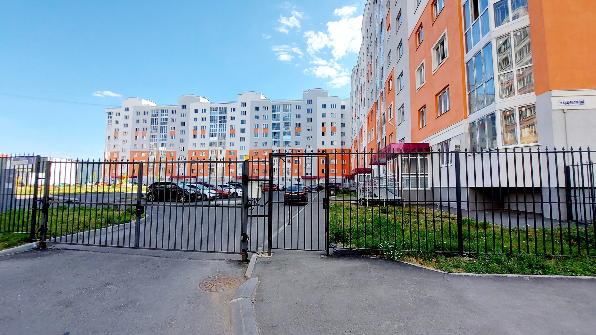 Апартаменты сети "На время" рядом с Академией МЧС