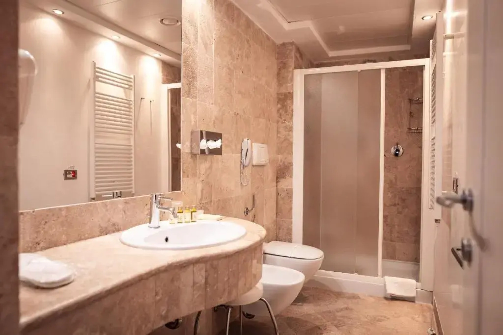 Отель River Palace