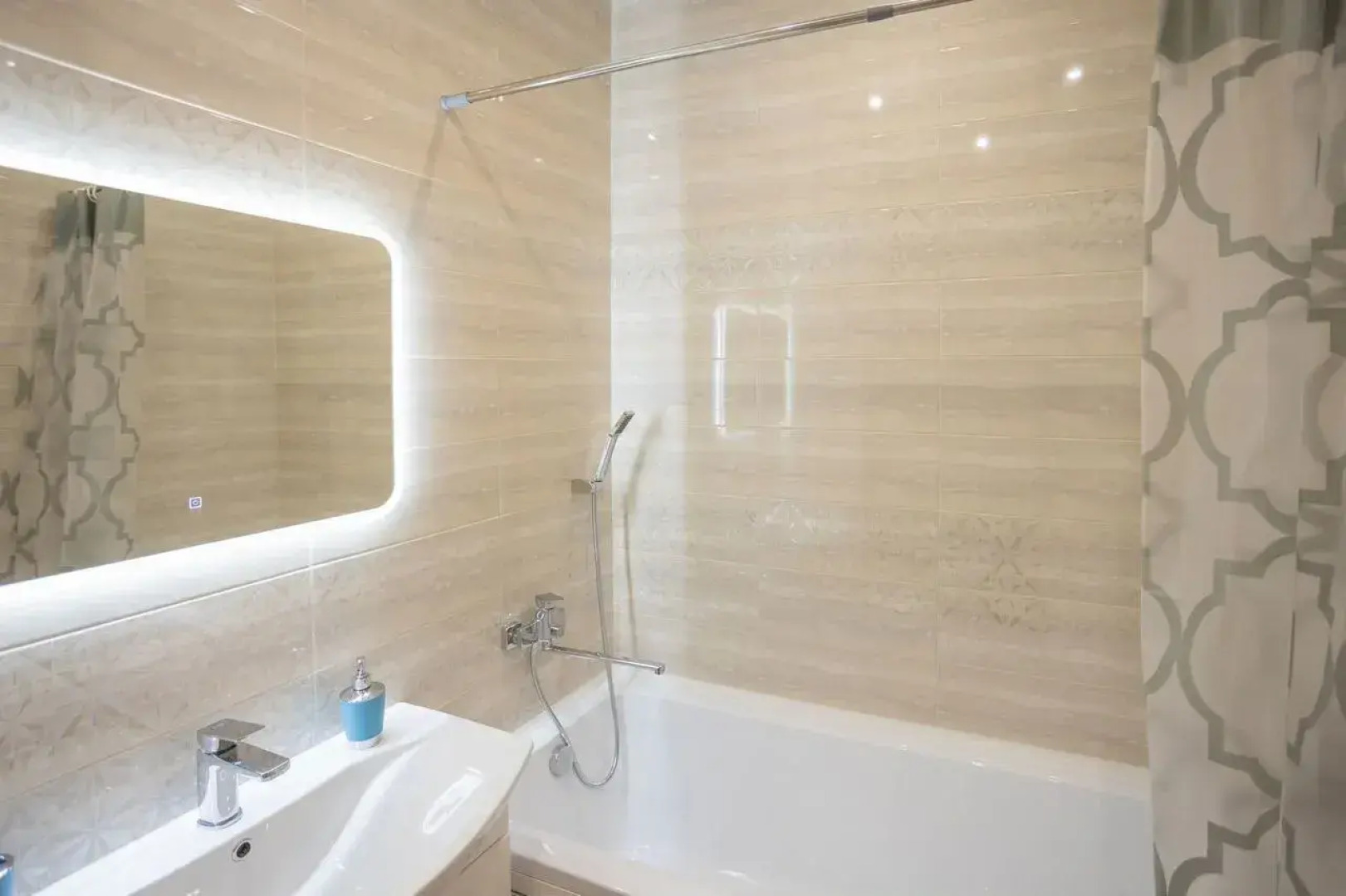 Квартира на Улице Революционная 39/3