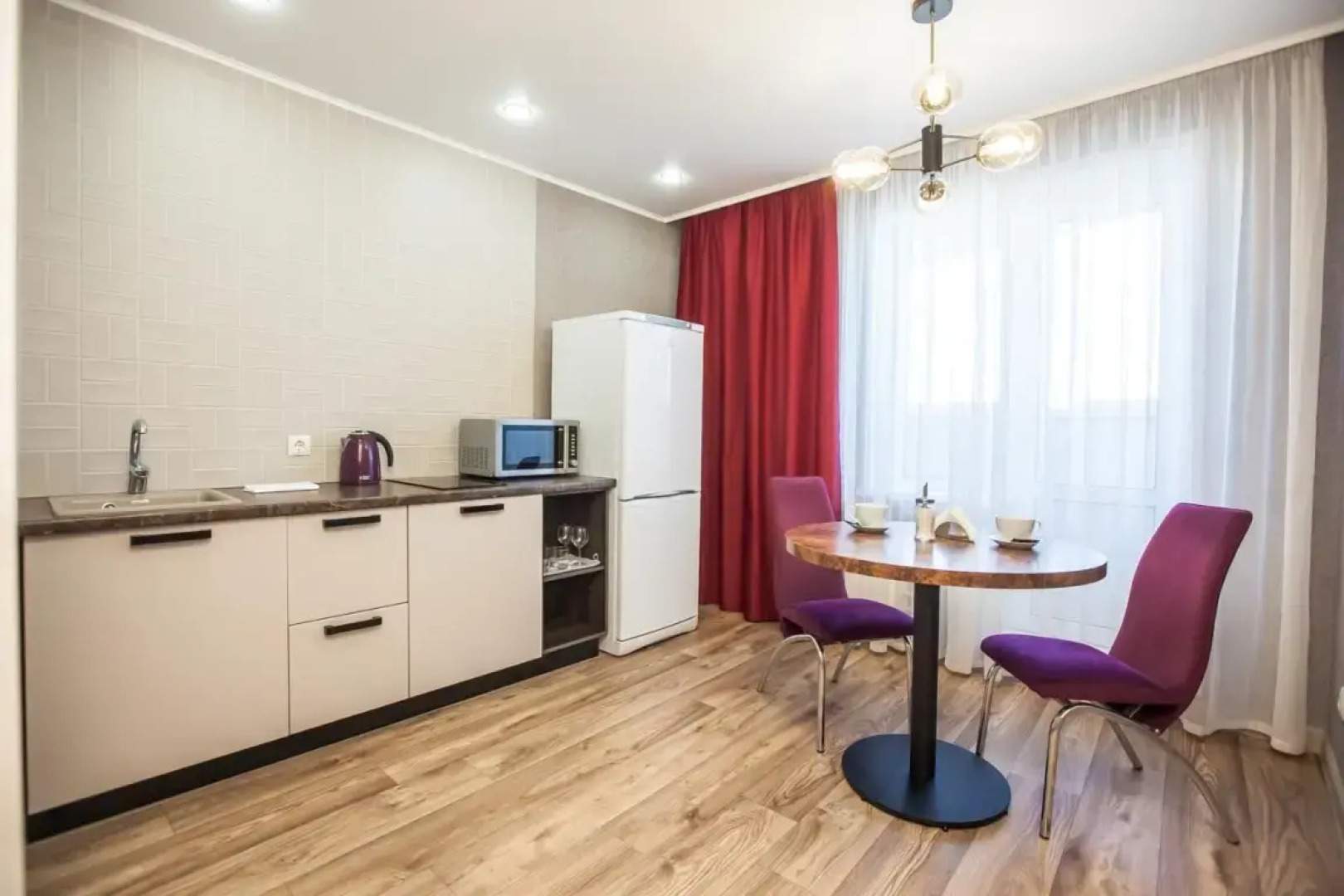 Апартаменты Золотой Шар на 70 лет Октября 1