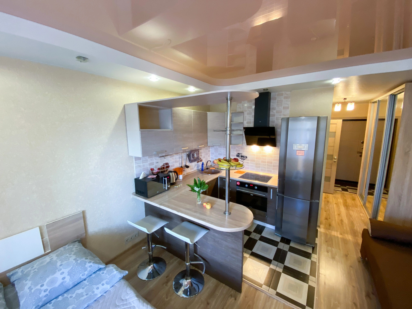 Апартаменты на улице Дмитрия Михайлова 3