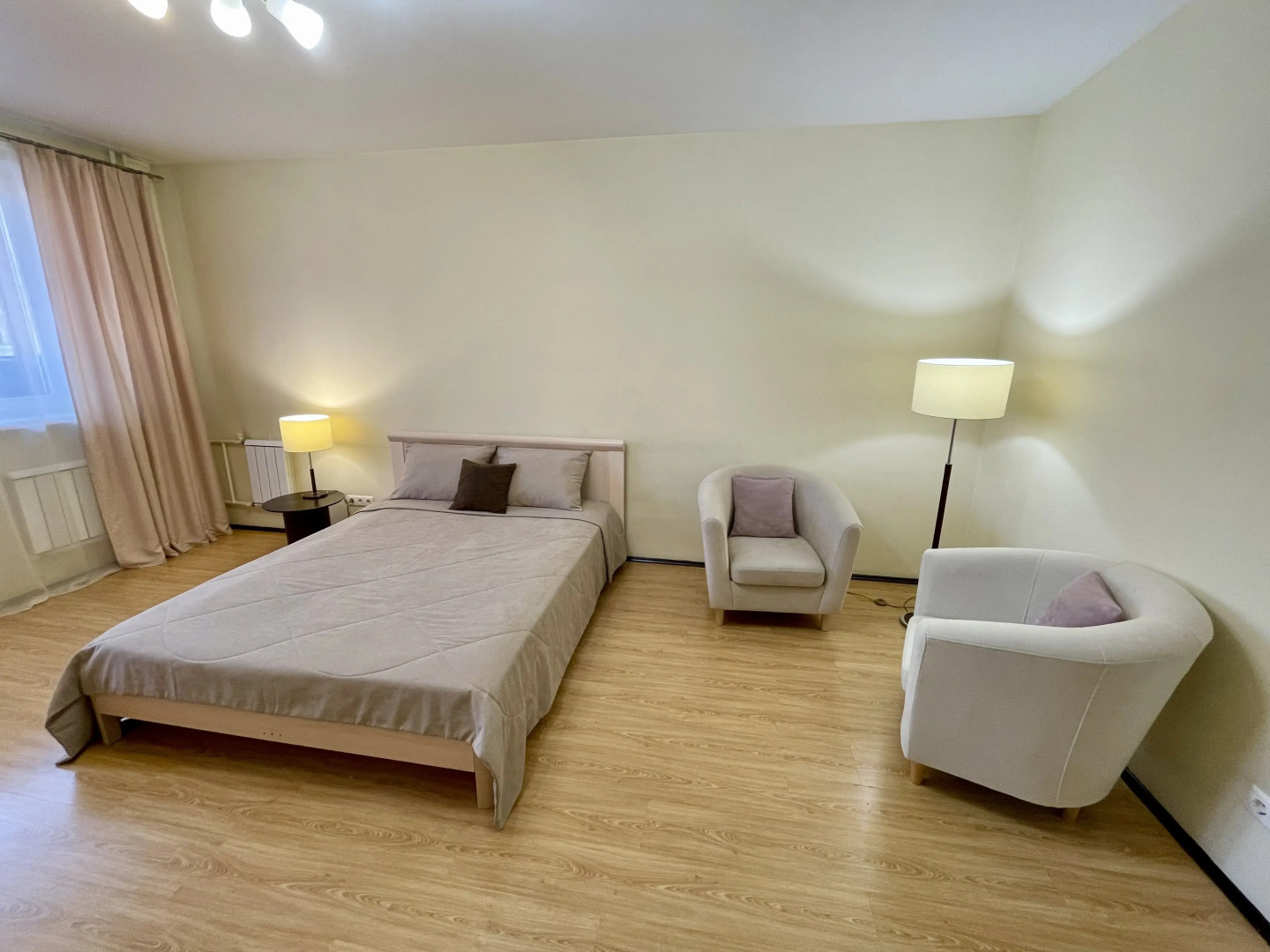 Апартаменты Авиаторов 33