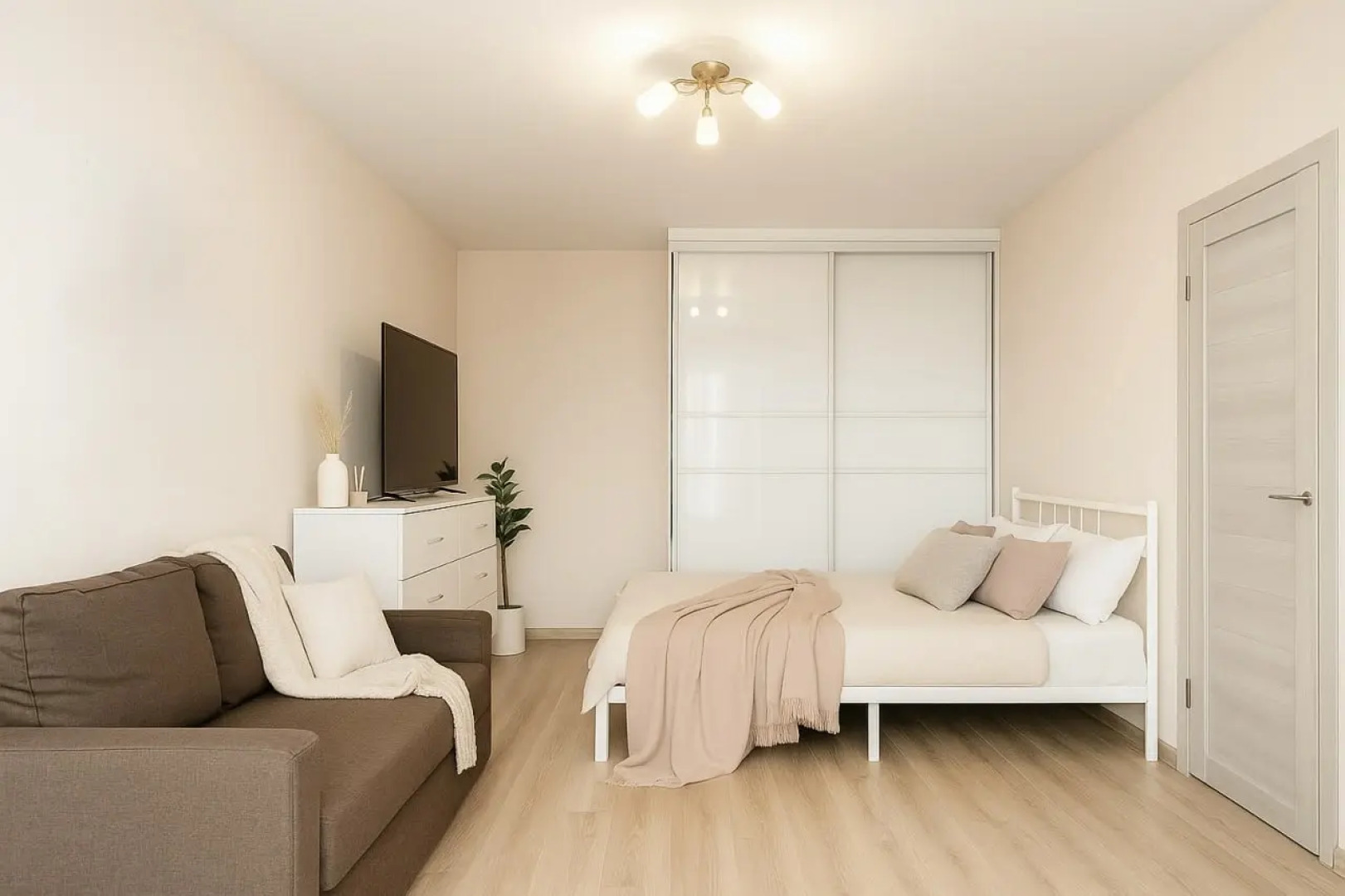 Квартира Неотель Видовая рядом с ТРЦ Галерея Чижова