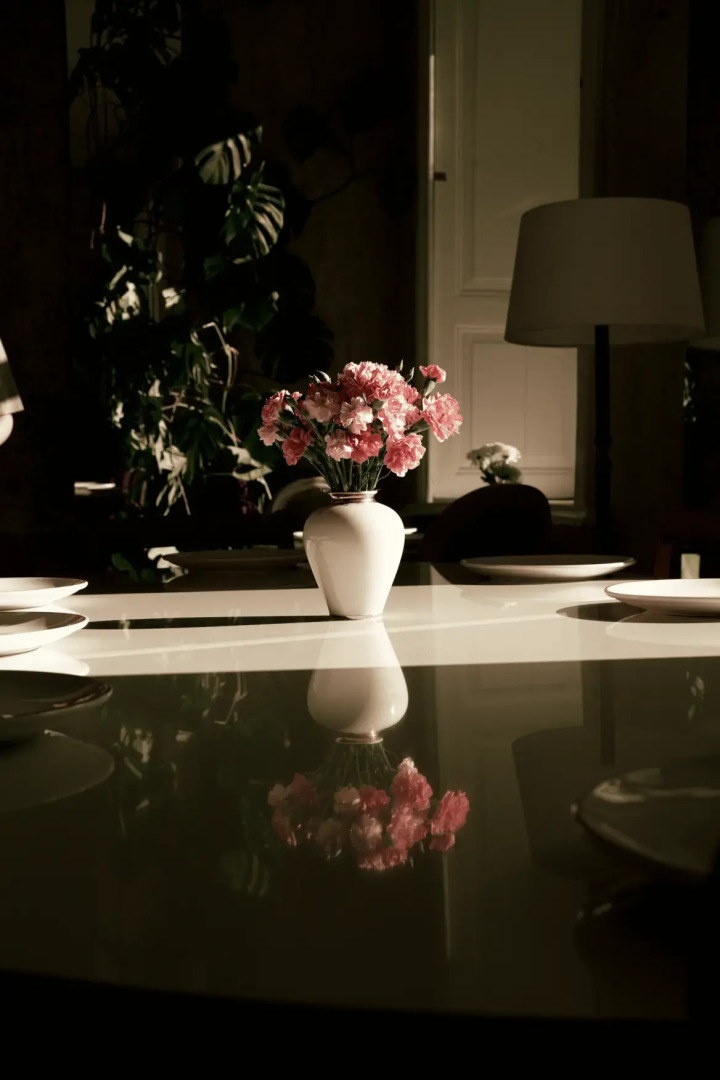 Unfound Door - Design Hotel