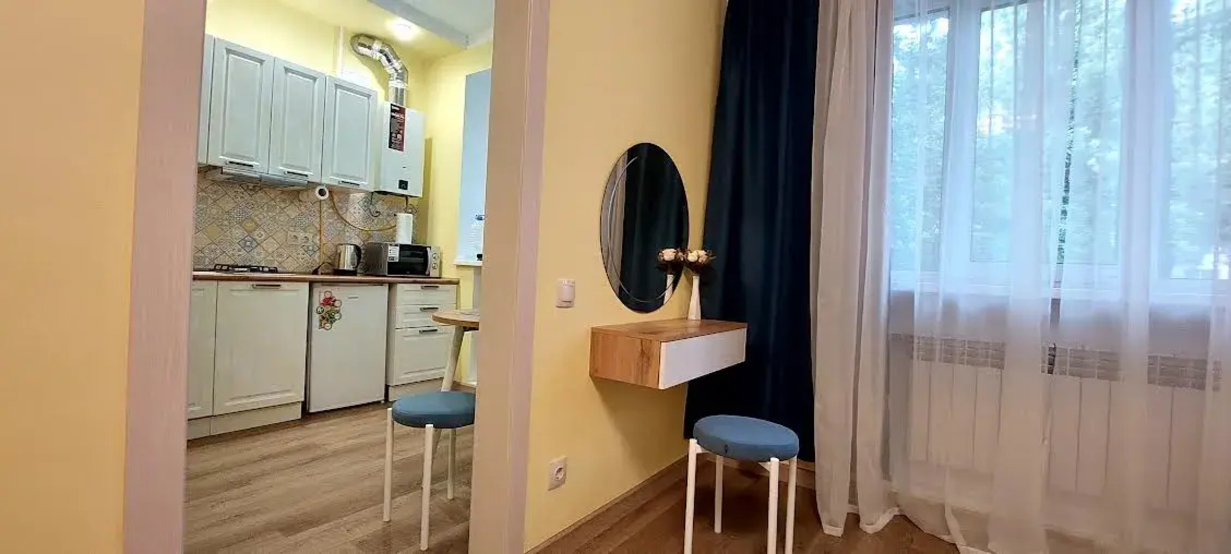 Квартира бизнес в цветущем дворике