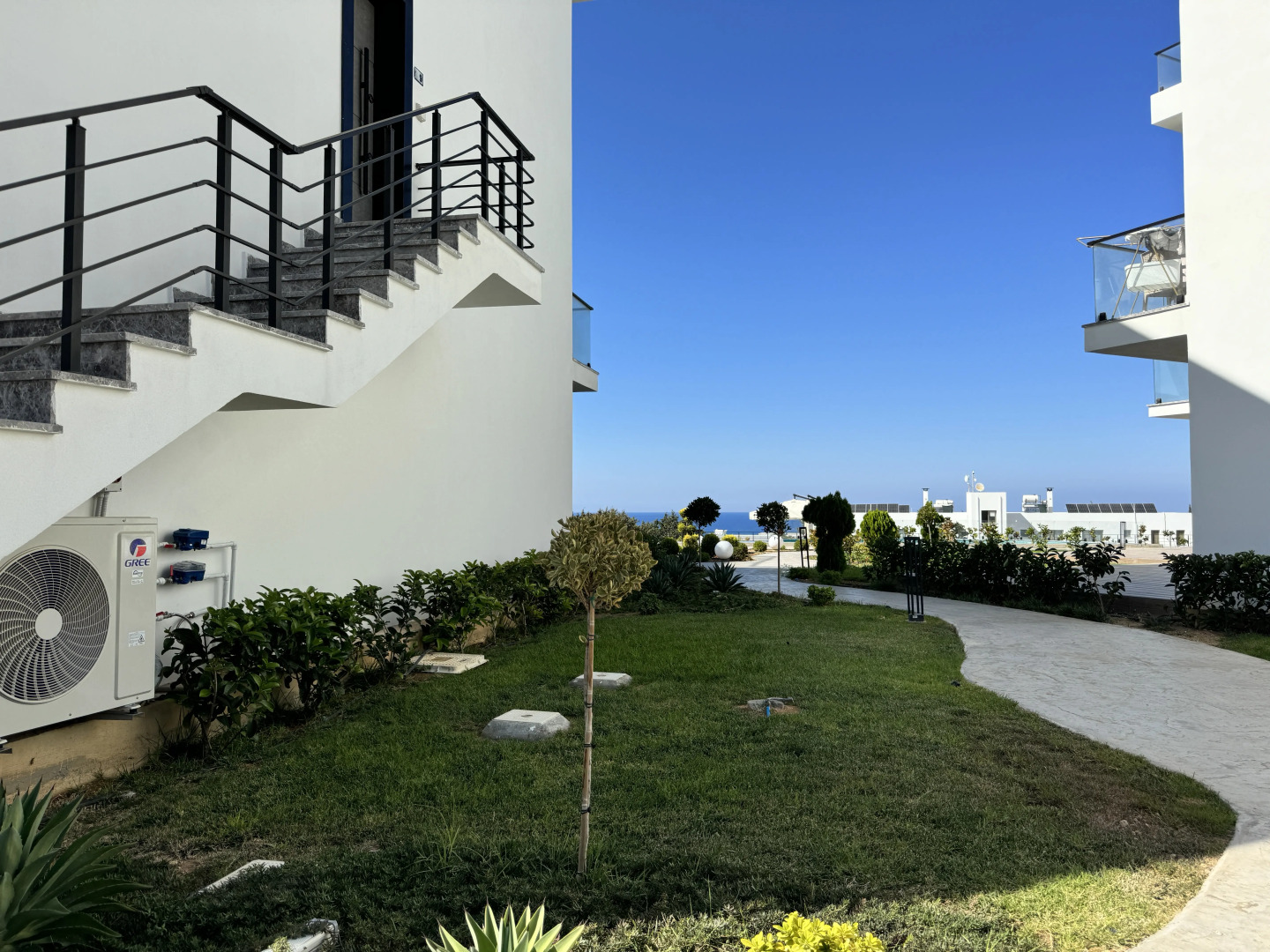 Апартаменты Комфортабельные апартаменты с видом на море