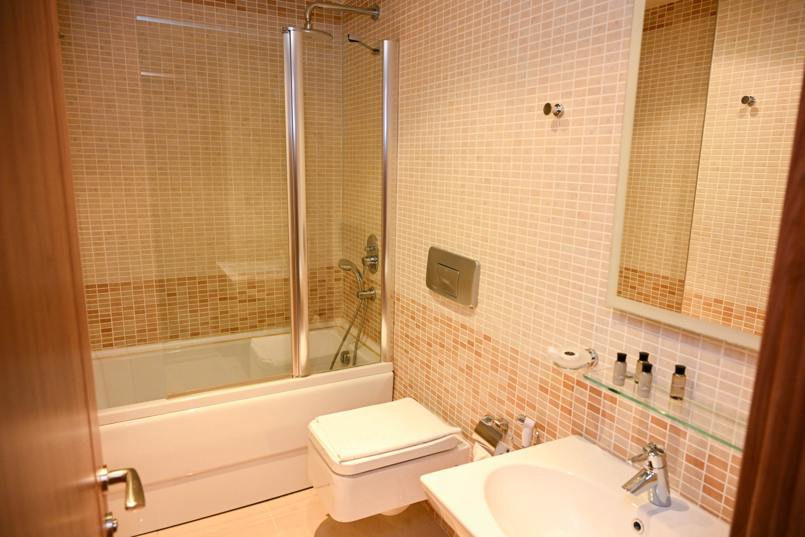 Отель Arena Sheki