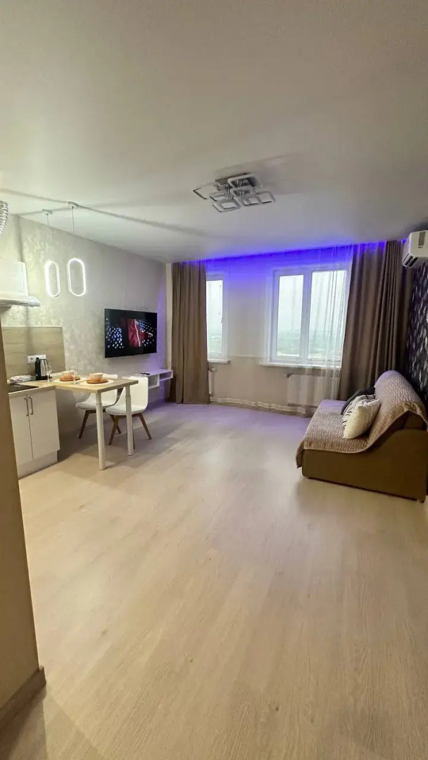 Квартира Уютная и Светлая в Новом Жилом Комплексе