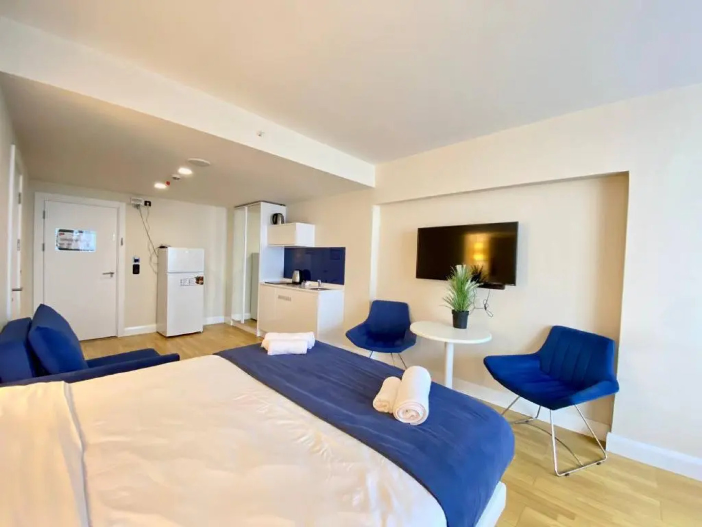 Апарт-отель Royal sunset Batumi Resort